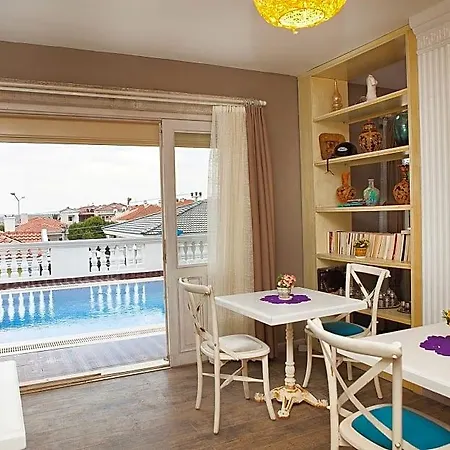 Ionic Hotel 3*