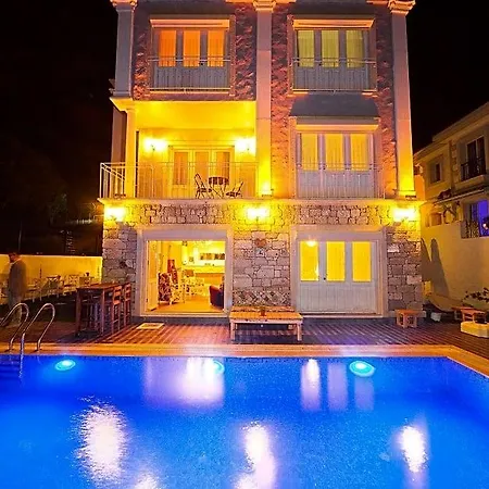 Ionic Hotel 3*